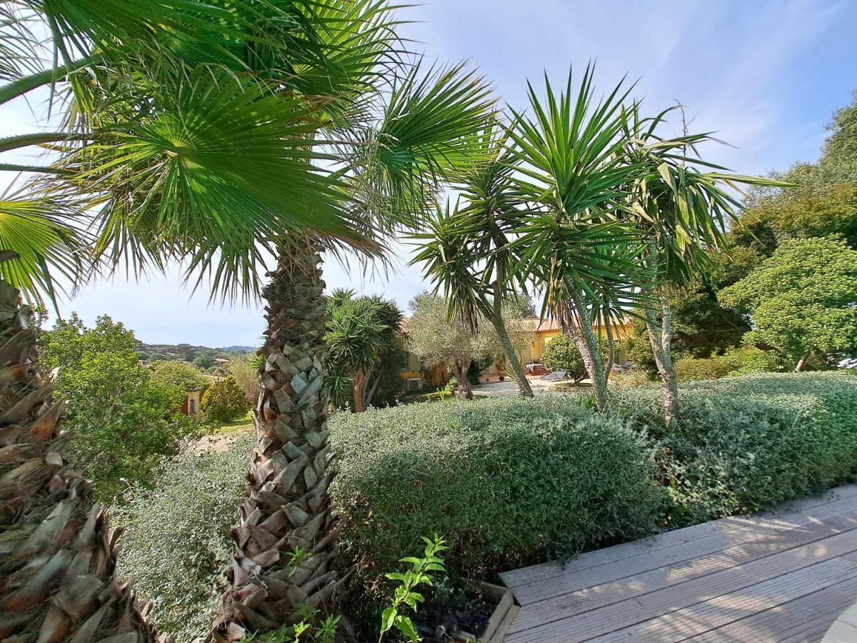Rez De Jardin Villa Presqu'Ile De Giens Hyeres Exterior photo
